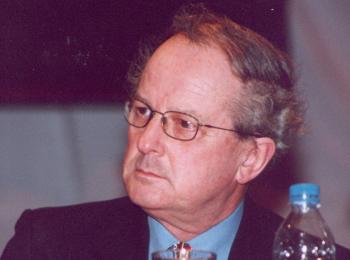 نقد الرواية العربية من منظور الاستشراق روجر ألن مثالا