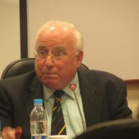 فرانسيس روبنسون