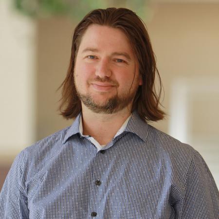 إيان ب شتراوغن